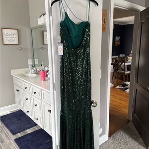 Elegant Green Sequin Prom Dress